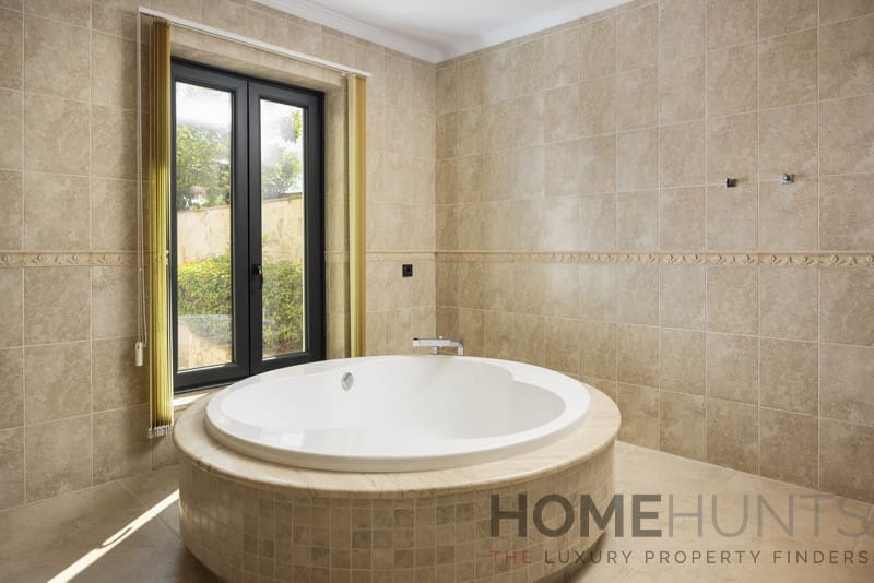 property_HH-15892569-18