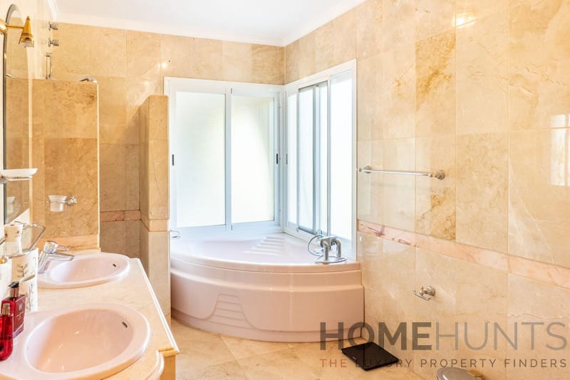 property_HH-16002544-12