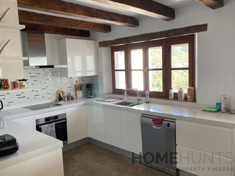 property_HH-15998778-10