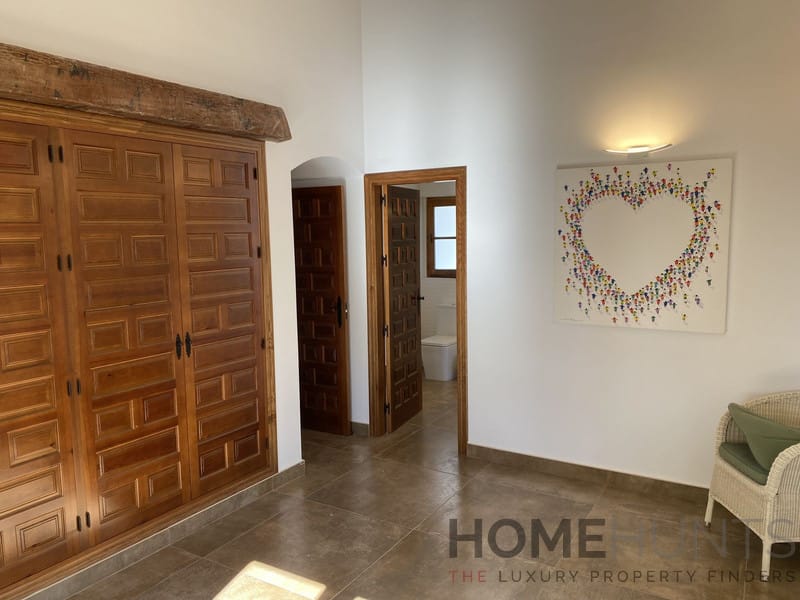 property_HH-15998778-24