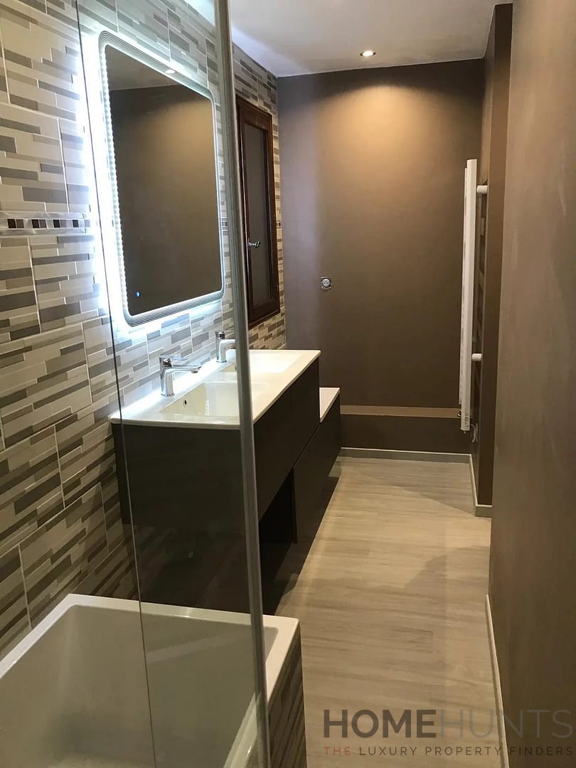 property_HH-15889854-11