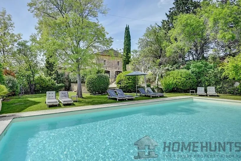 6 Stunning Properties for Sale in Provence 6 18th-Century Home in L'Isle-sur-la-Sorgue