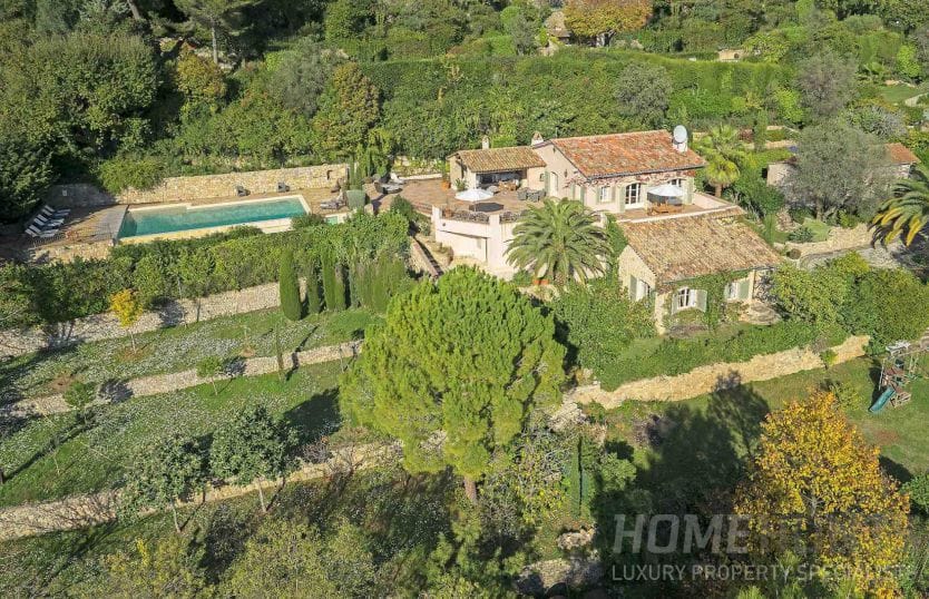 5 Essential Features of Any Luxury Villa in France 6 5 Essential Features of Any Luxury Villa in France 5