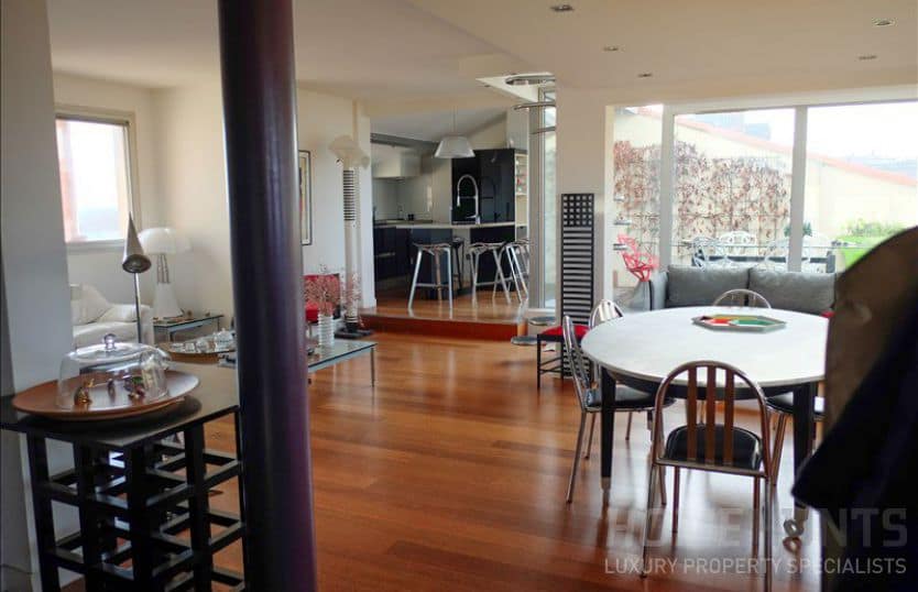 What are the property hotspots of Arles? 4 property in arles