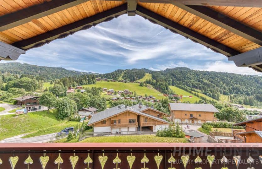 Property Buyer’s Guide to Les Gets 4 Property Buyer’s Guide to Les Gets 3