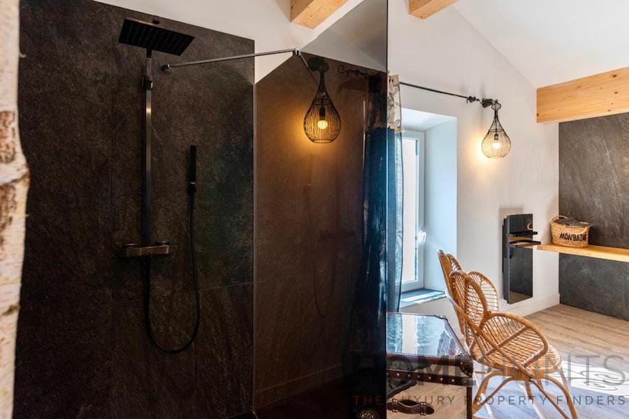 property_HH-15905747-10