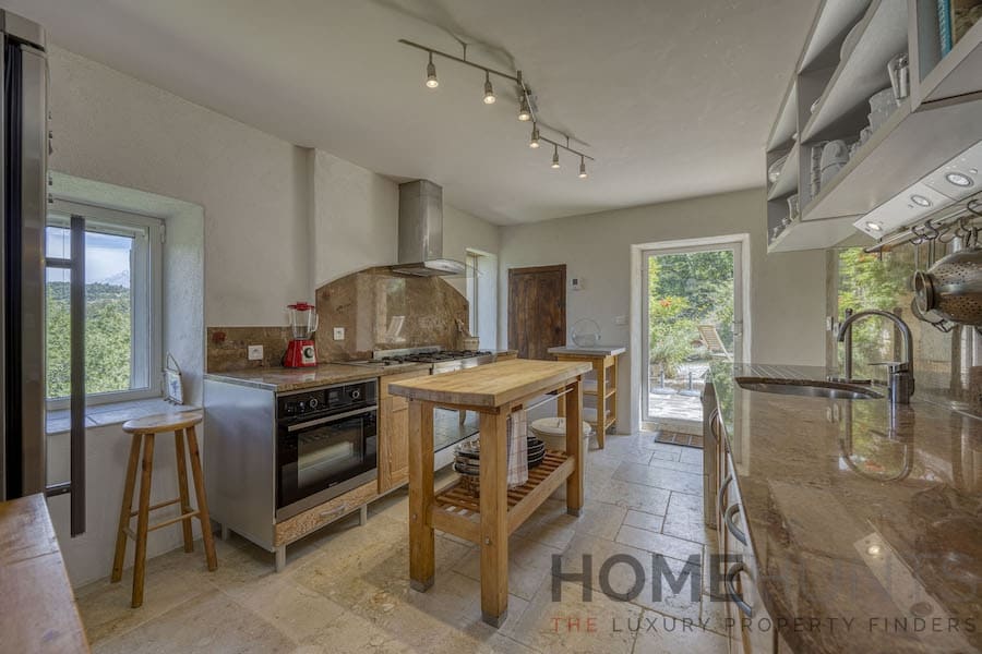 property_HH-15866280-21