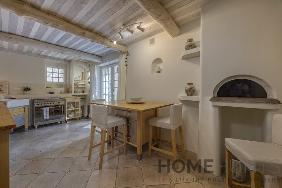 property_HH-15866280-24