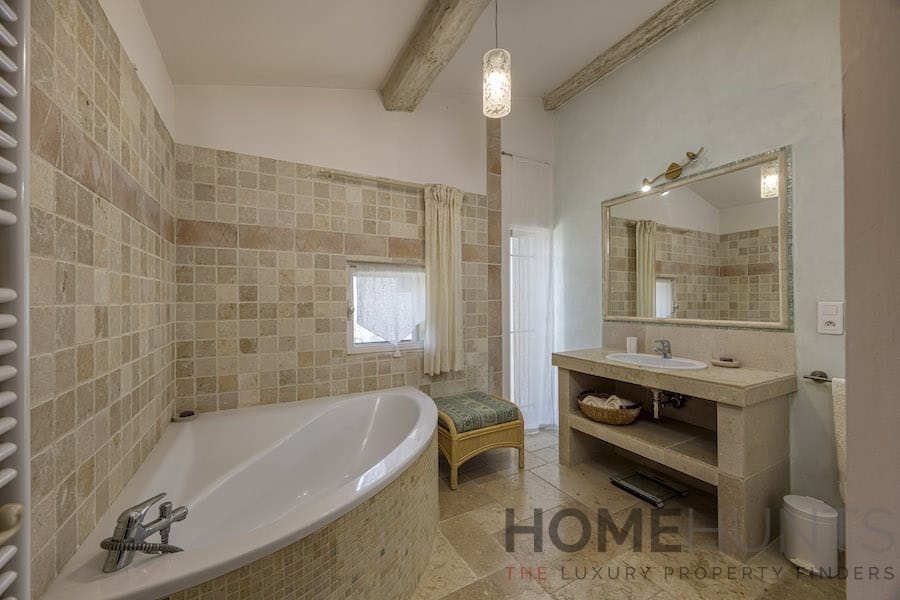 property_HH-15866280-27