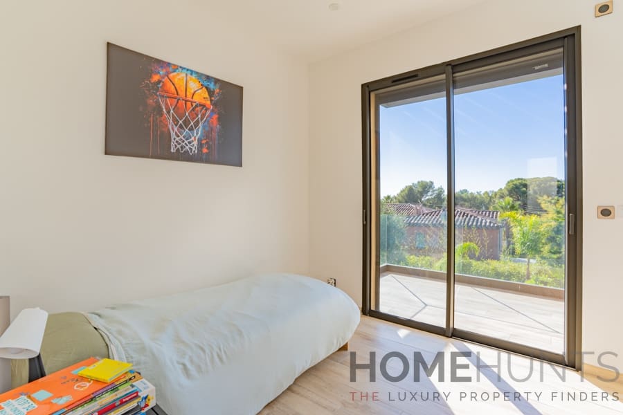 property_HH-15957003-18