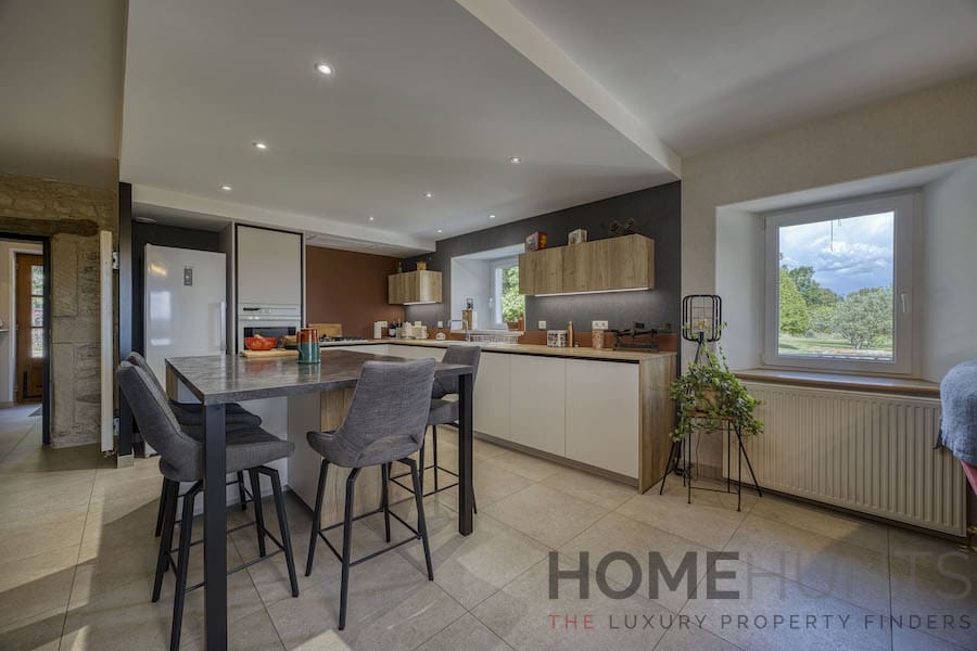 property_HH-15974481-24