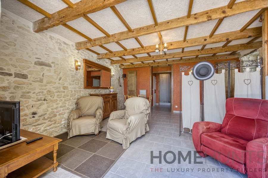 property_HH-15974481-27