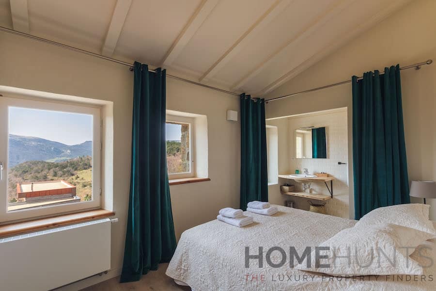 property_HH-15979911-16