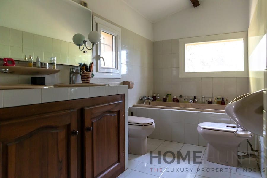 property_HH-16012859-11