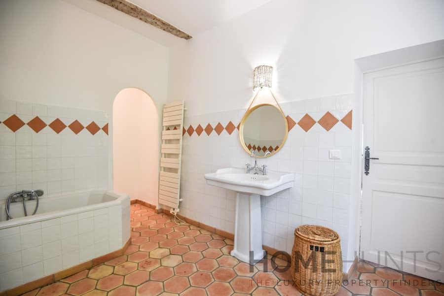 property_HH-15586732-30