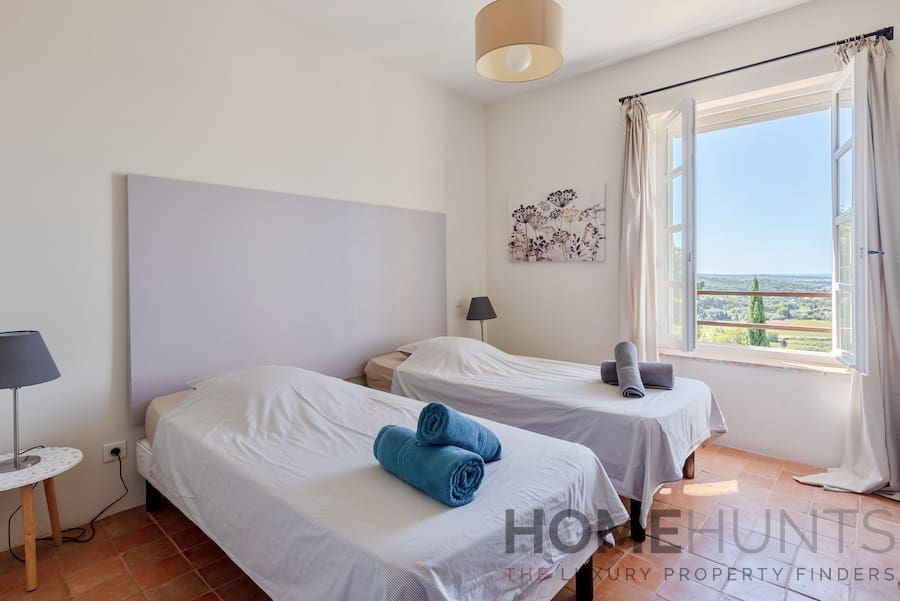 property_HH-15733809-10