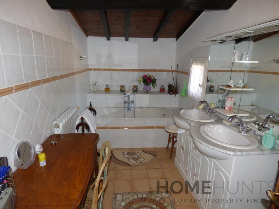 property_HH-13645358-6