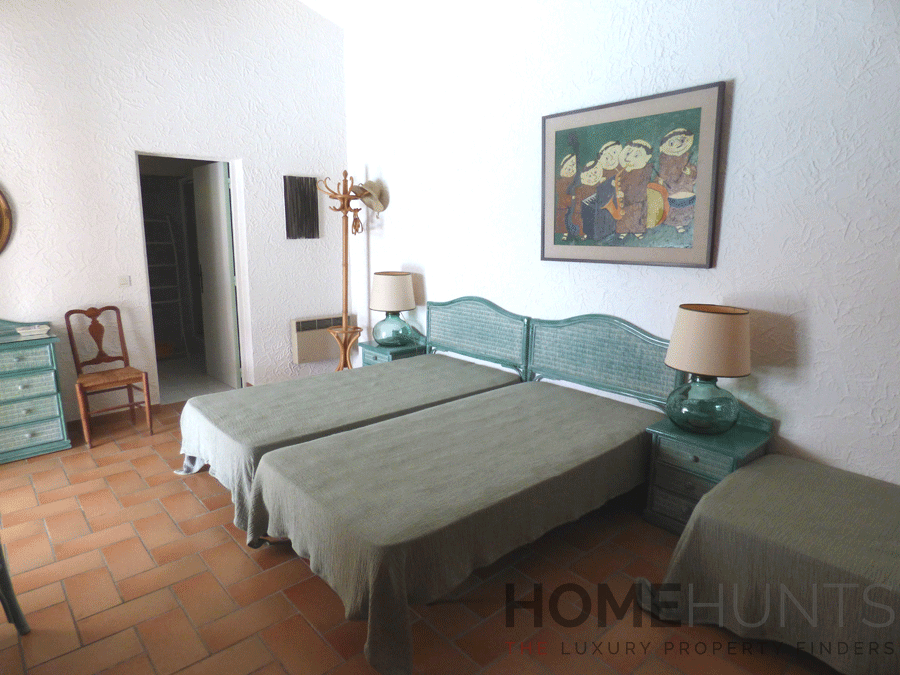 property_HH-15861345-23