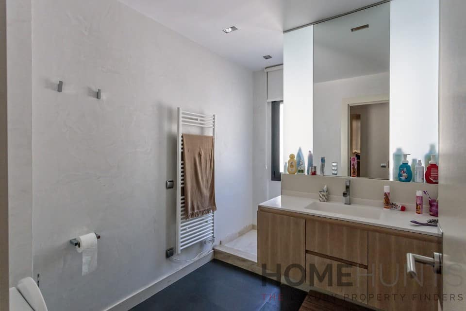 property_HH-14318260-18