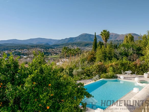 7 Bedroom Villa/House in St Paul 3