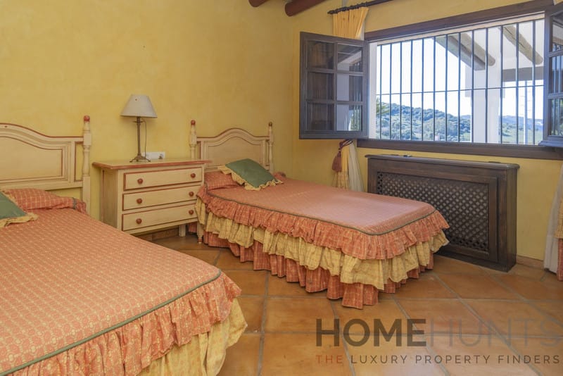 property_HH-15641103-11