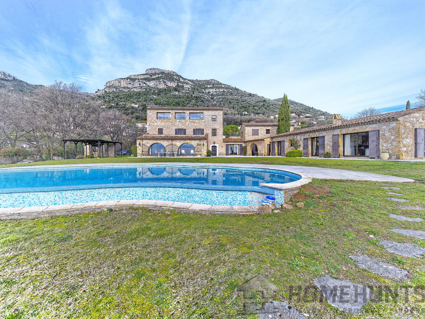 Villa/House For Sale in St HH15284673