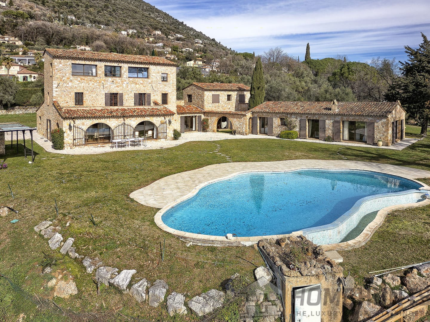 Villa/House For Sale in St HH15284673