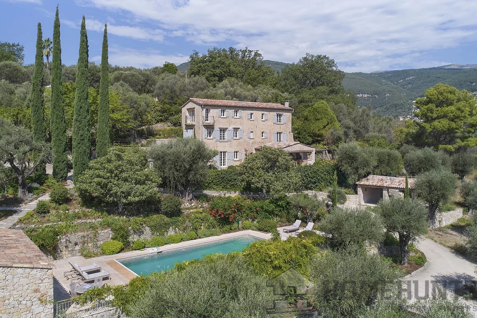 5 Bedroom Villa/House in Chateauneuf Grasse 13