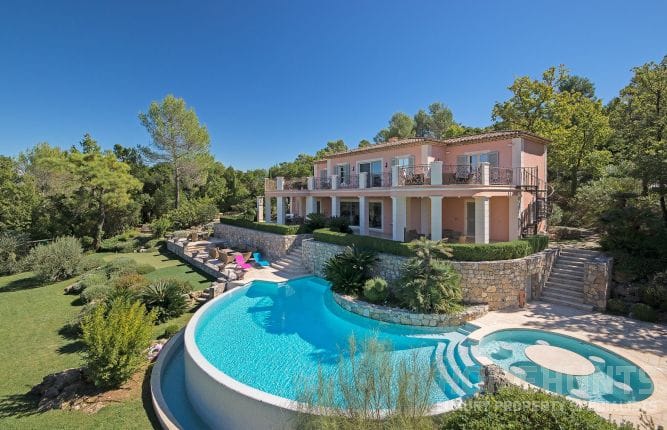 5 of the Hottest Properties for Sale in the Var Region 1