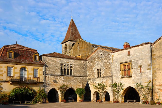 Monpazier-Dordogne-France--3147644---Marlee