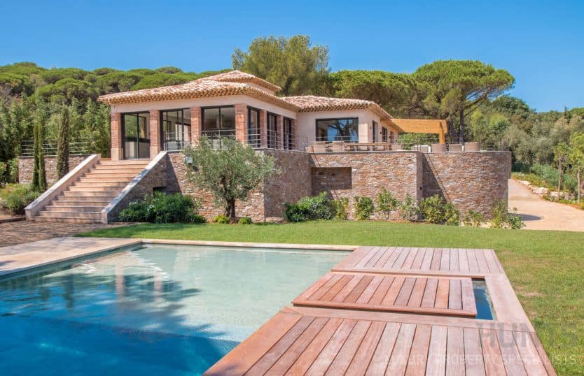 5 of the Best (Must See) Luxury Villas For Sale in St Tropez 7