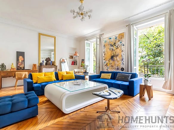 3 Bedroom Apartment in Paris 8th (Golden Triangle - Parc Monceau) 14