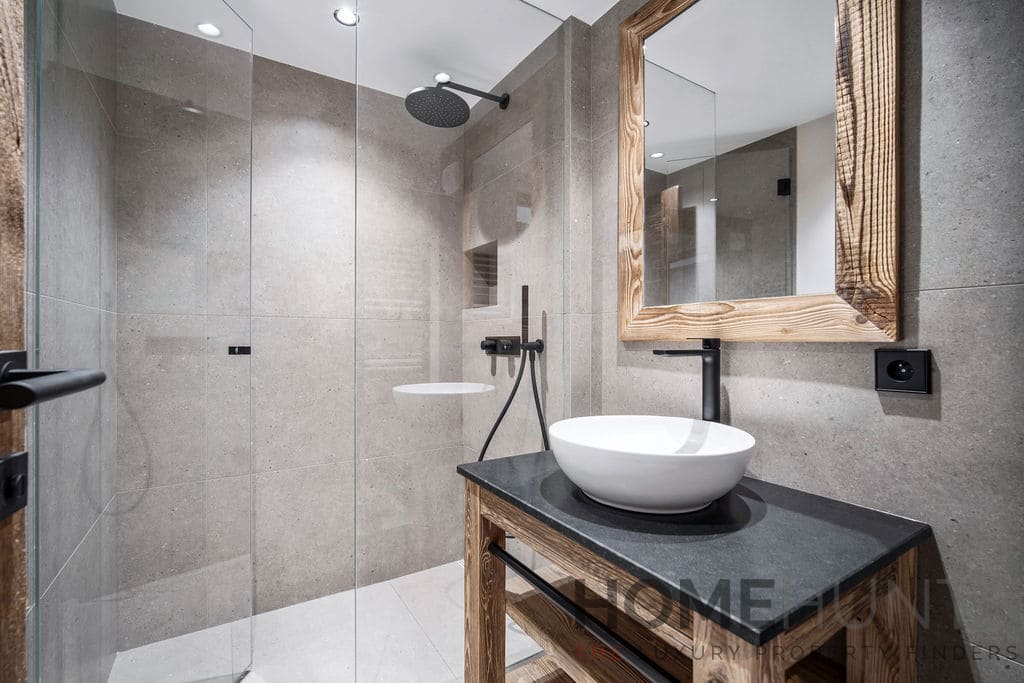 property_HH-15768406-14