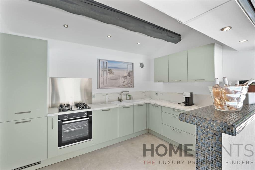 property_HH-15843800-10