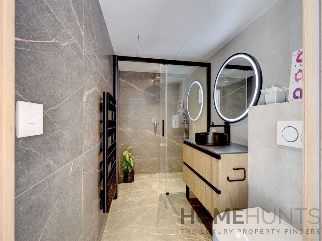 property_HH-15895405-14