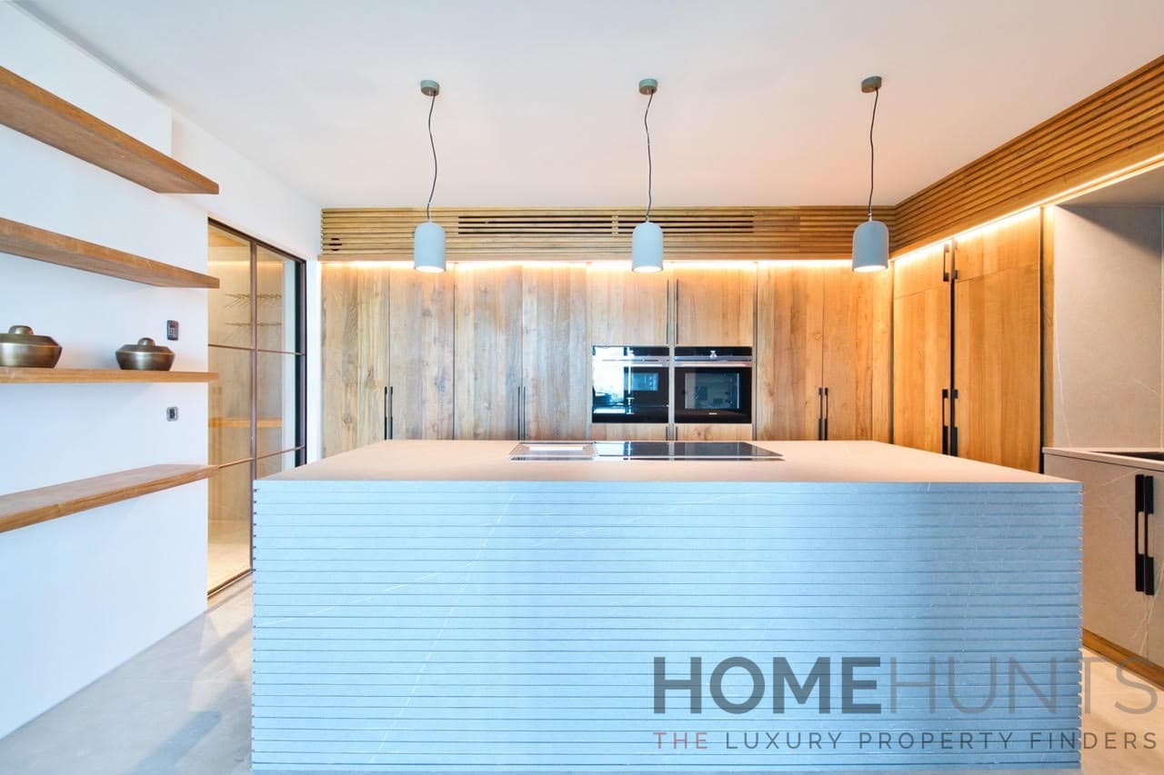 property_HH-15404818-11