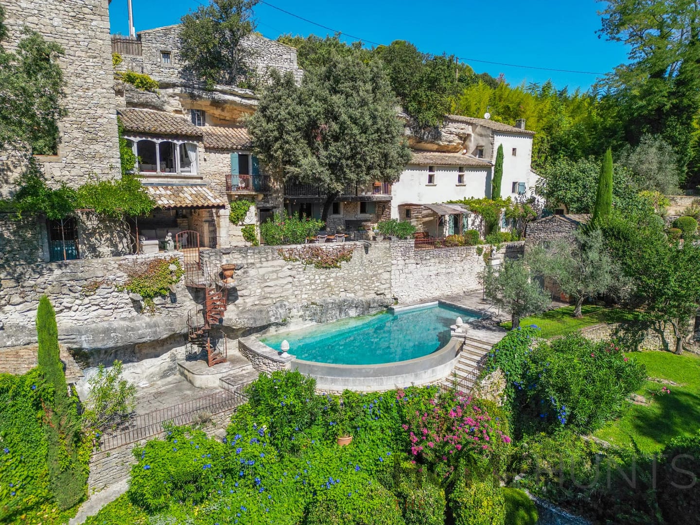 property_HH-15911170-5