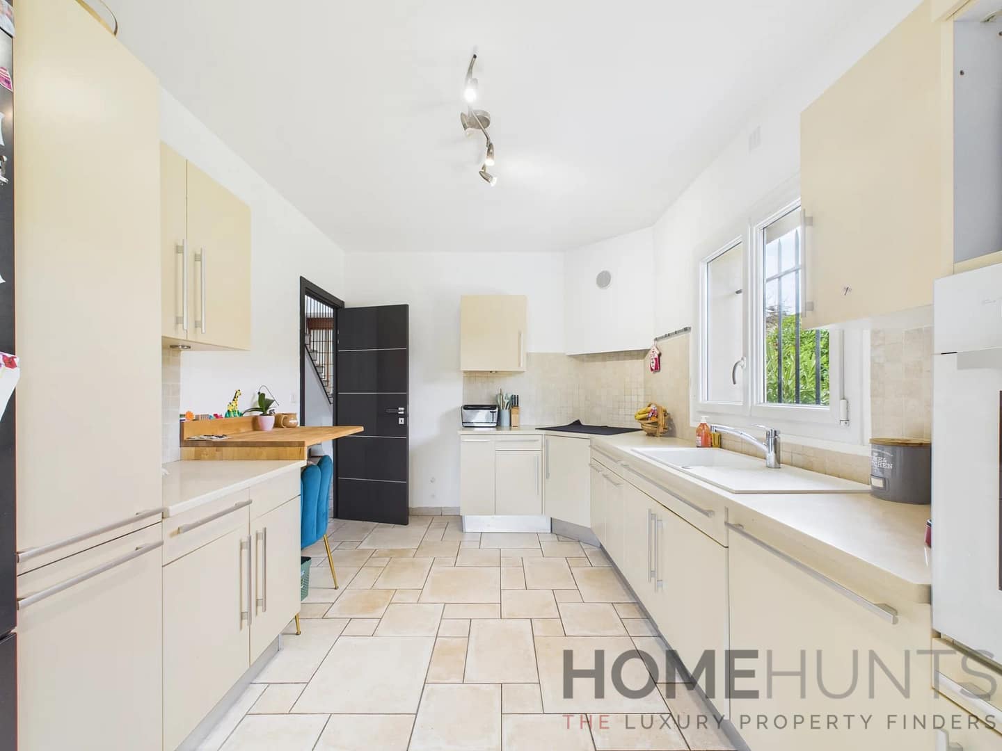 property_HH-16043919-9