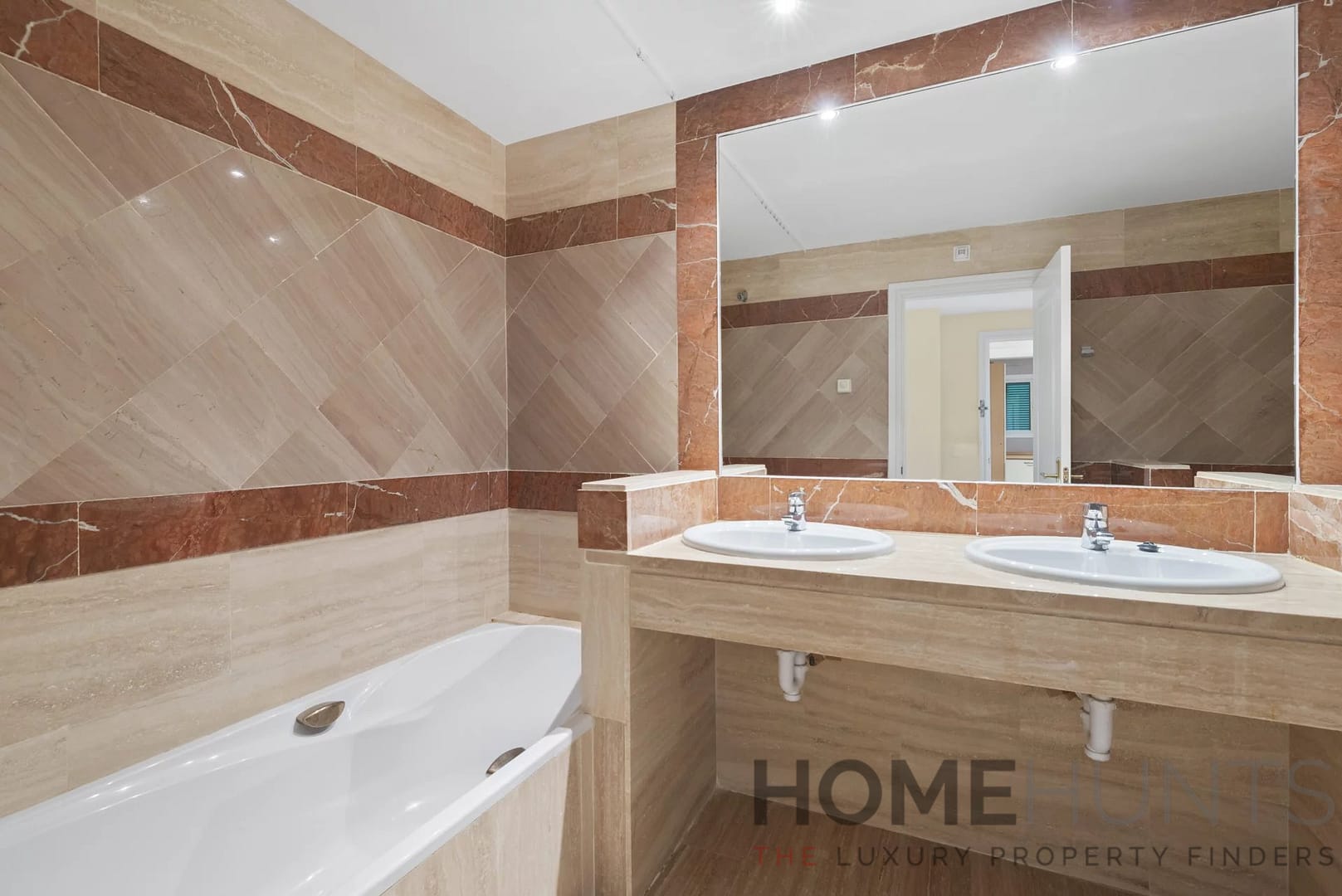 property_HH-15989478-10