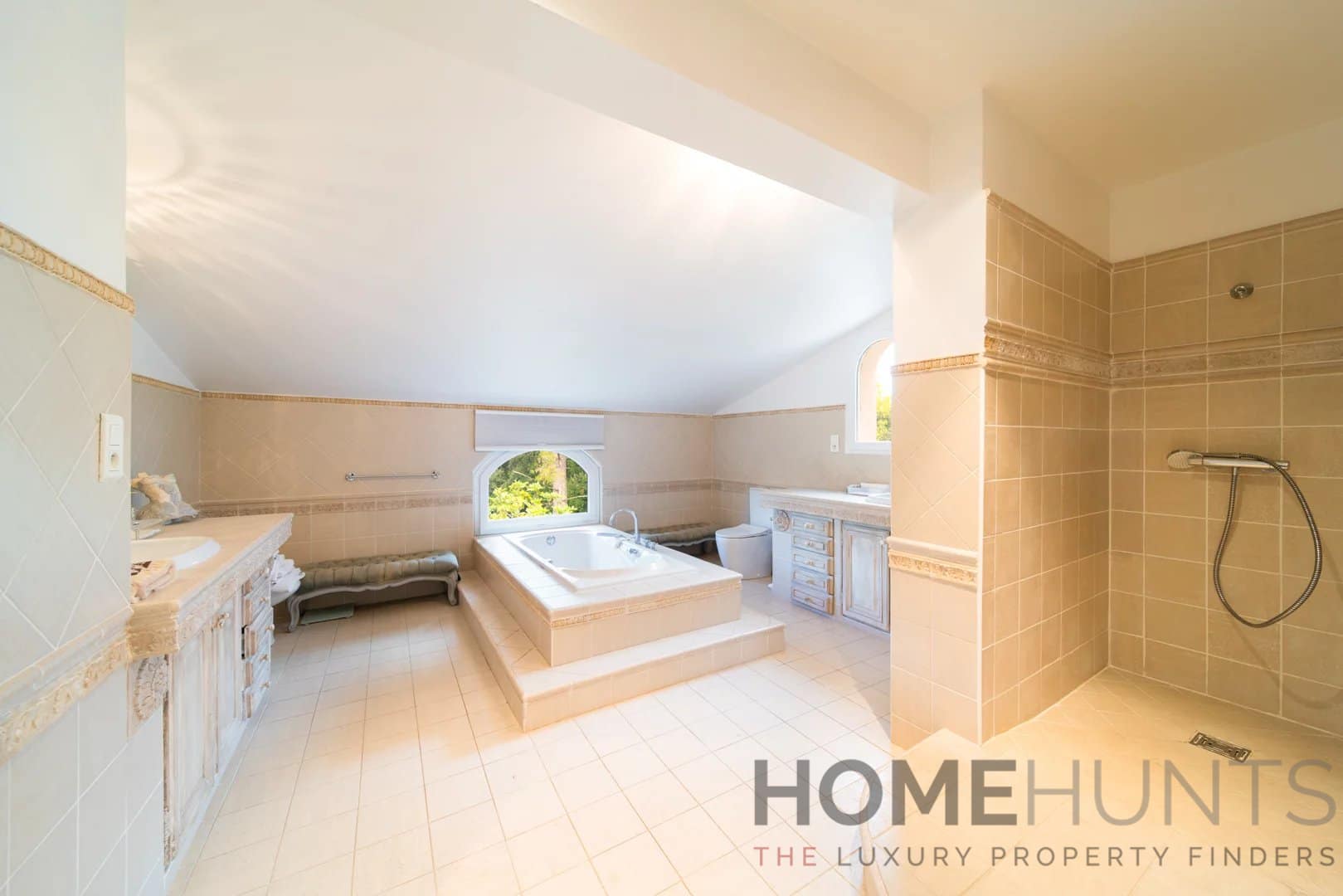 property_HH-15977919-9