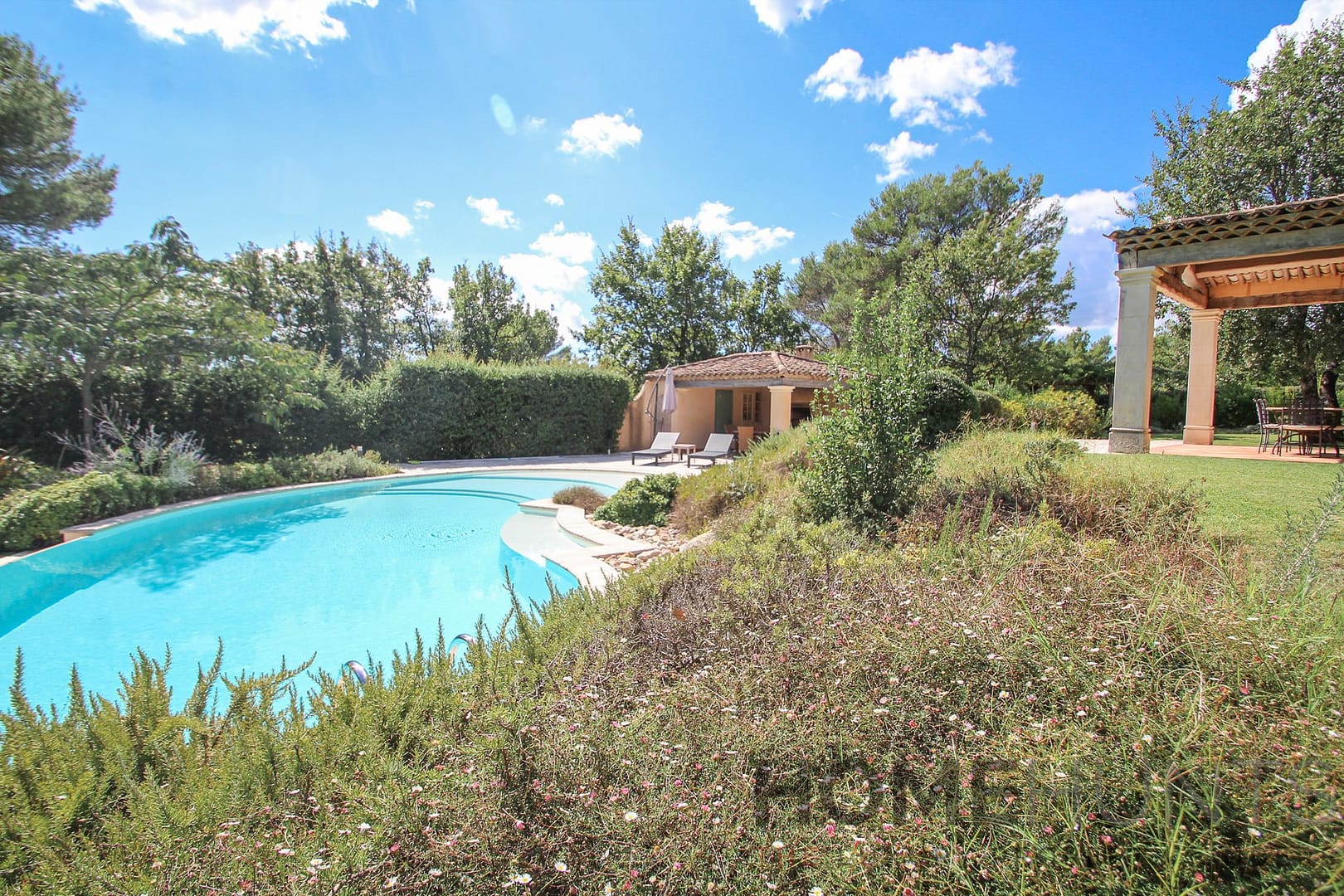 property_HH-15586744-24