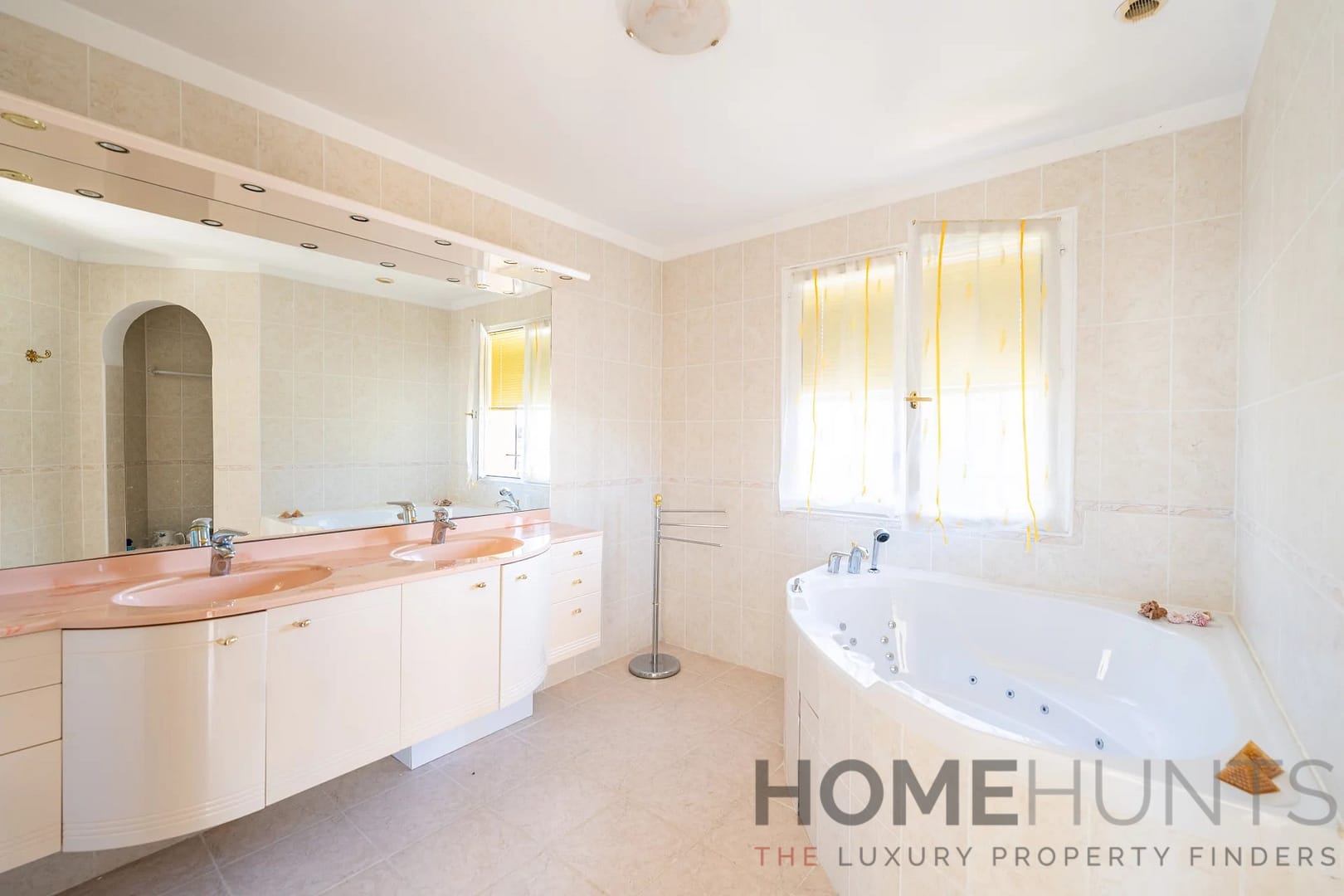 property_HH-15630046-12