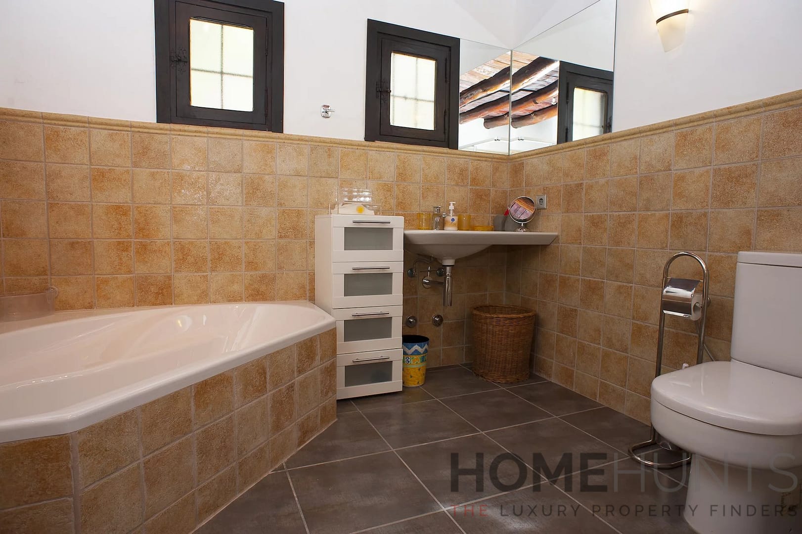 property_HH-15990646-12