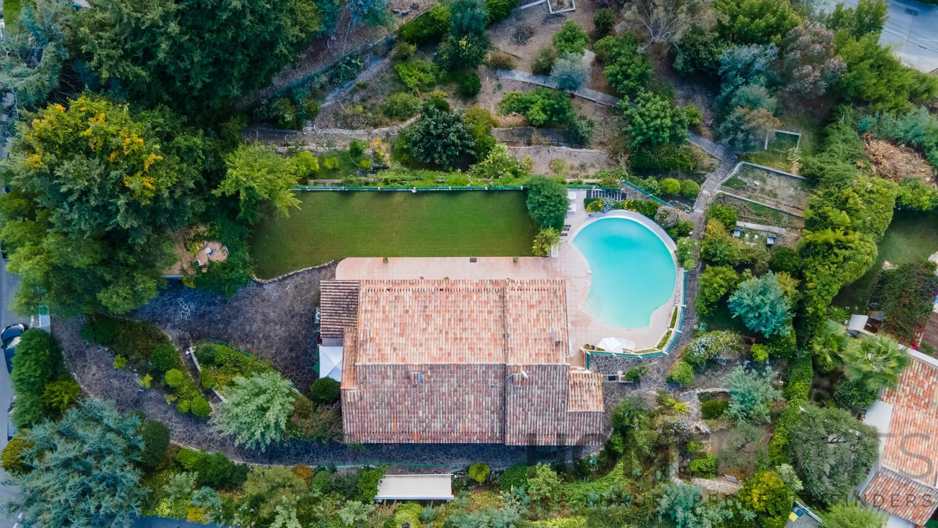 property_HH-15958586-2