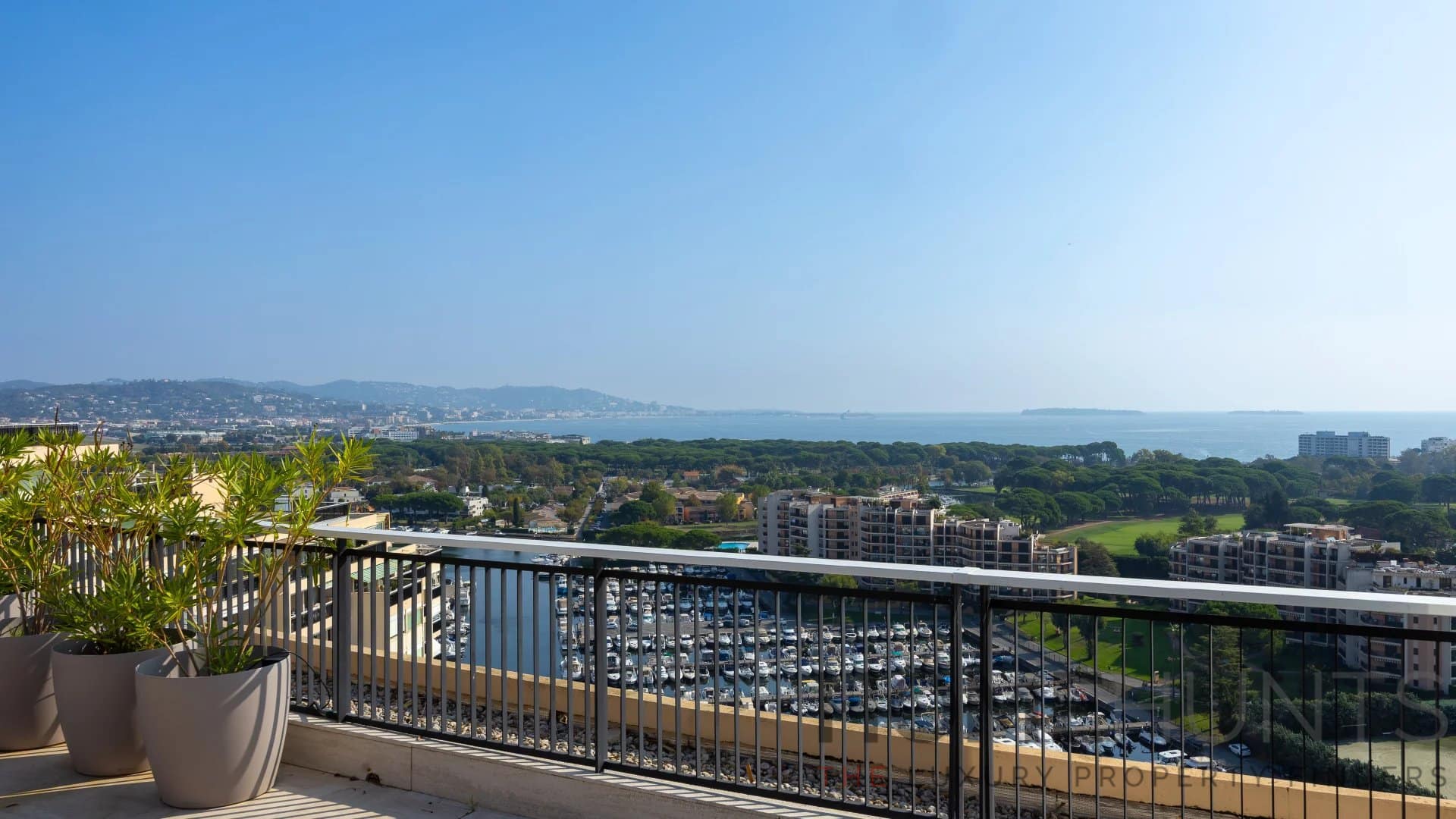 property_HH-15958958-10