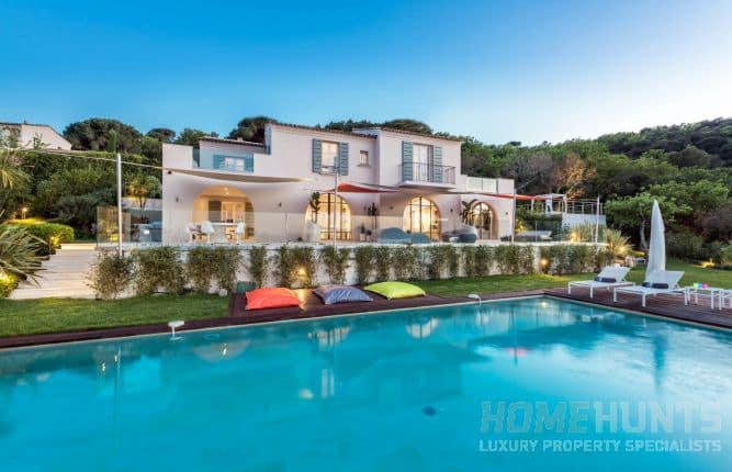 5 of the Most Stunningly Designed Luxury Properties For Sale in France 6 5 of the Most Stunningly Designed Luxury Properties For Sale in France 6