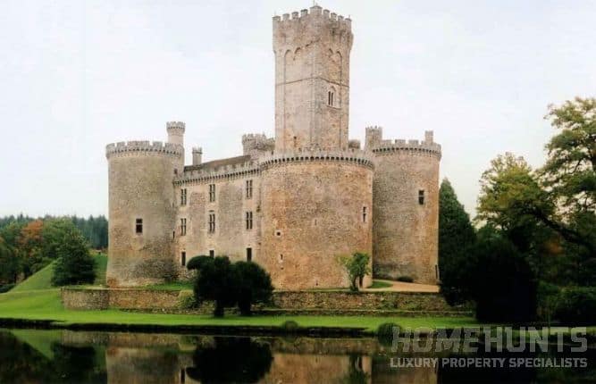 5 Must See Luxury Chateaux in Poitou Charentes (And They Are All For Sale) 2 5 Must See Luxury Chateaux in Poitou Charentes (And They Are All For Sale) 2