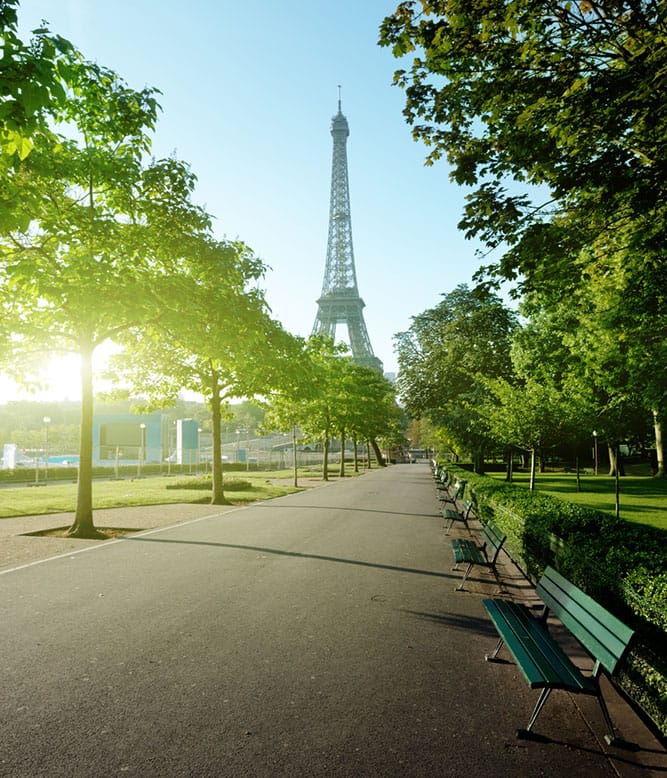 A Property Buyers Guide to Paris & The Arrondissements 4 eiffel-tower667