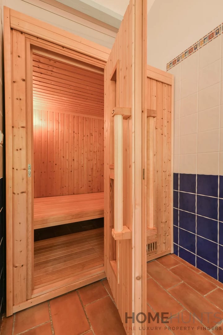 property_HH-15831401-23