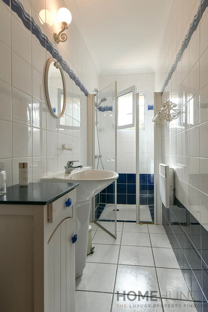 property_HH-15994211-24